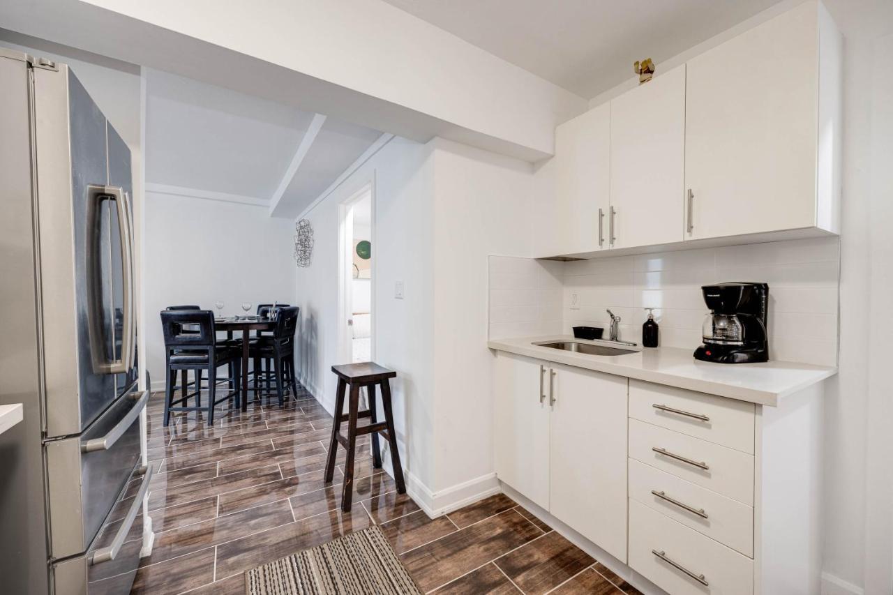 Bright Parkdale Court - Little Portugal W/ Free Parking Leilighet Toronto Eksteriør bilde